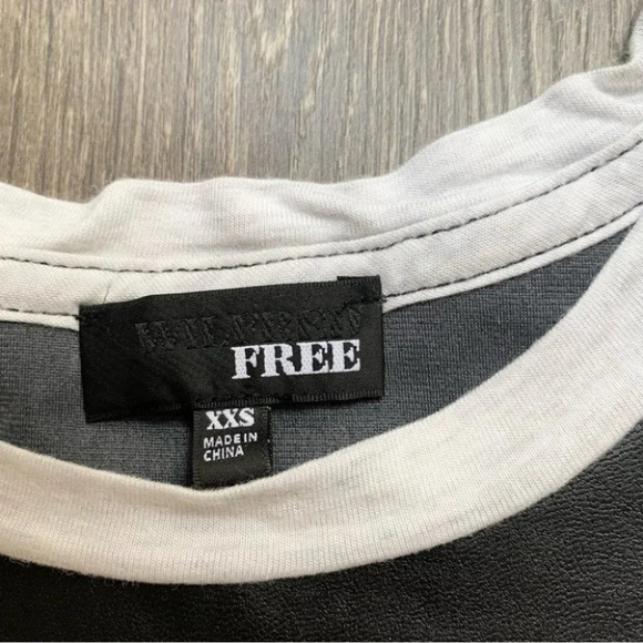 Aritzia Wilfred Free Simone Top Faux Leather Side Slit white Black Size XXS - Picture 10 of 13